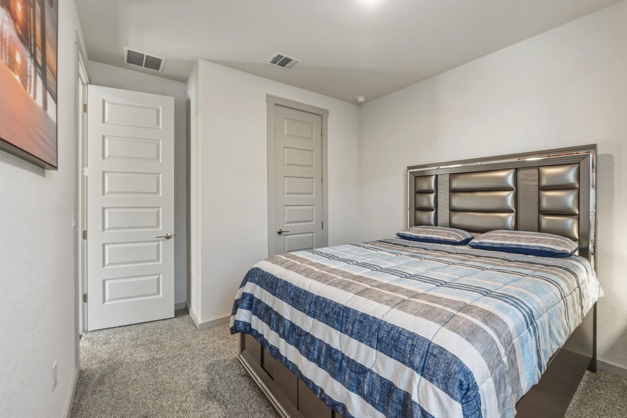 1640 Flying Horseshoe Bnd Property Photo 4