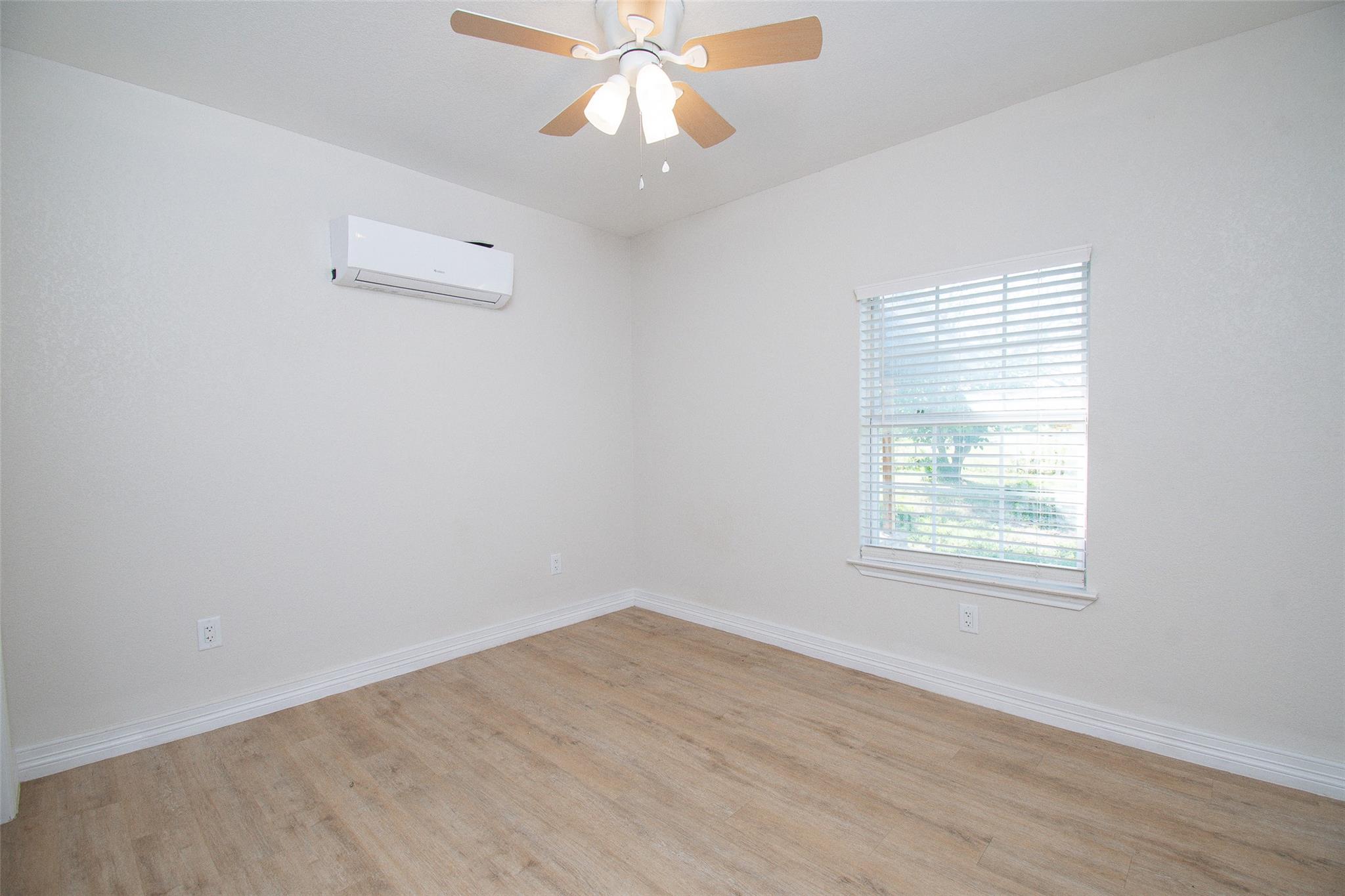 199 Apache Springs Rd Property Photo 13