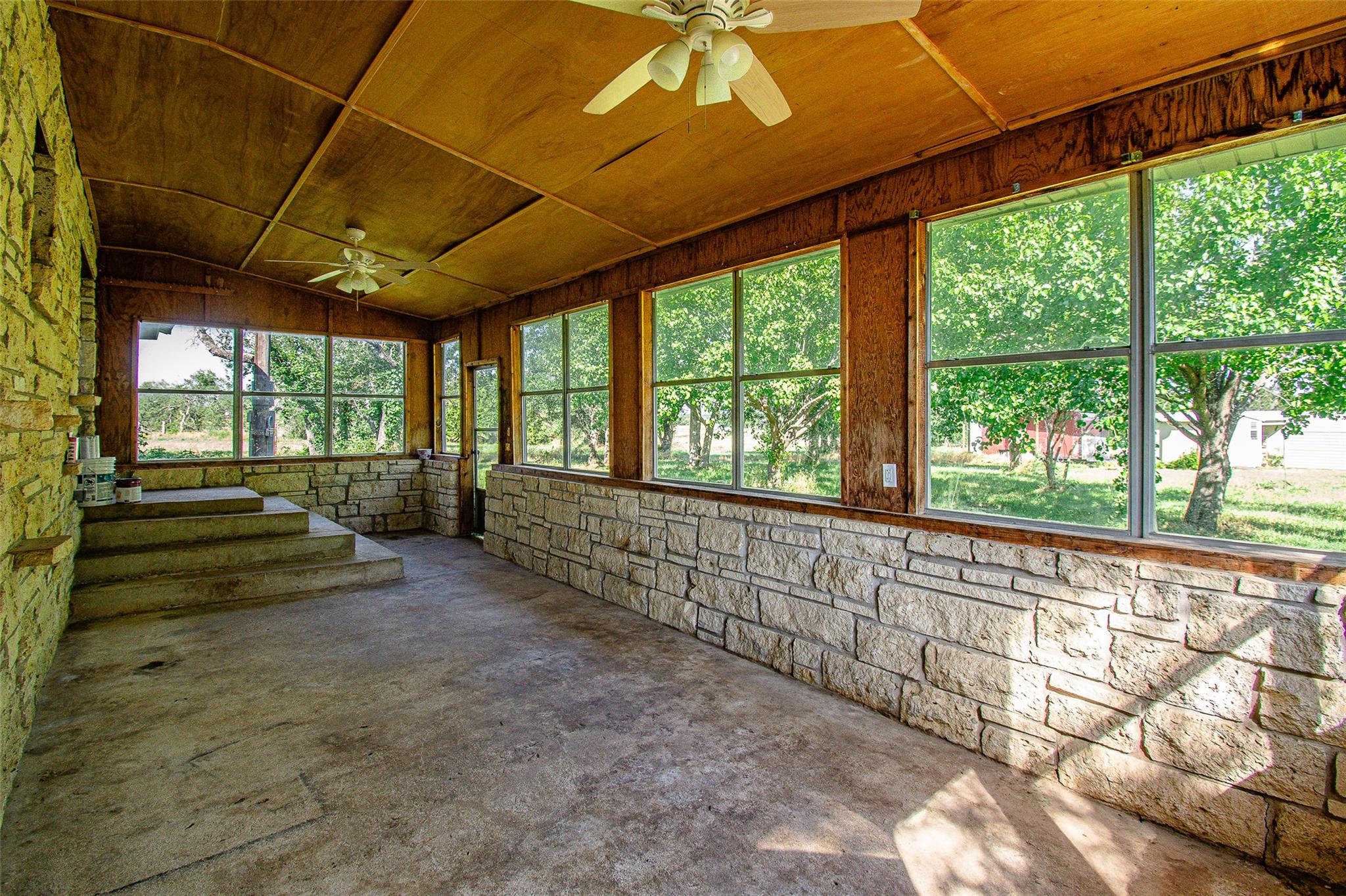199 Apache Springs Rd Property Photo 20