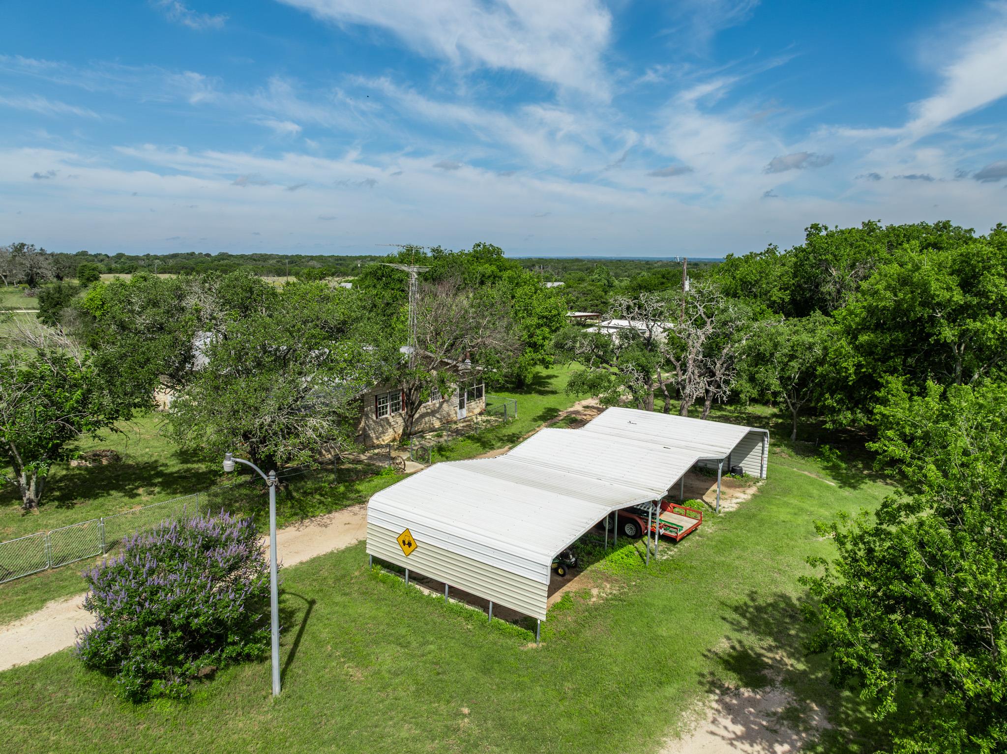 199 Apache Springs Rd Property Photo 24