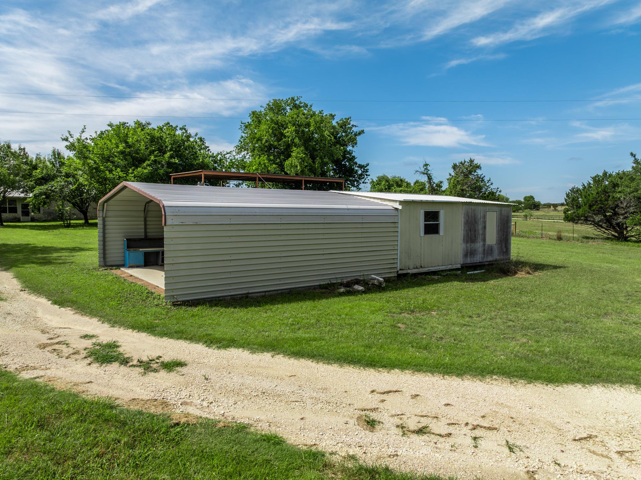 199 Apache Springs Rd Property Photo 36