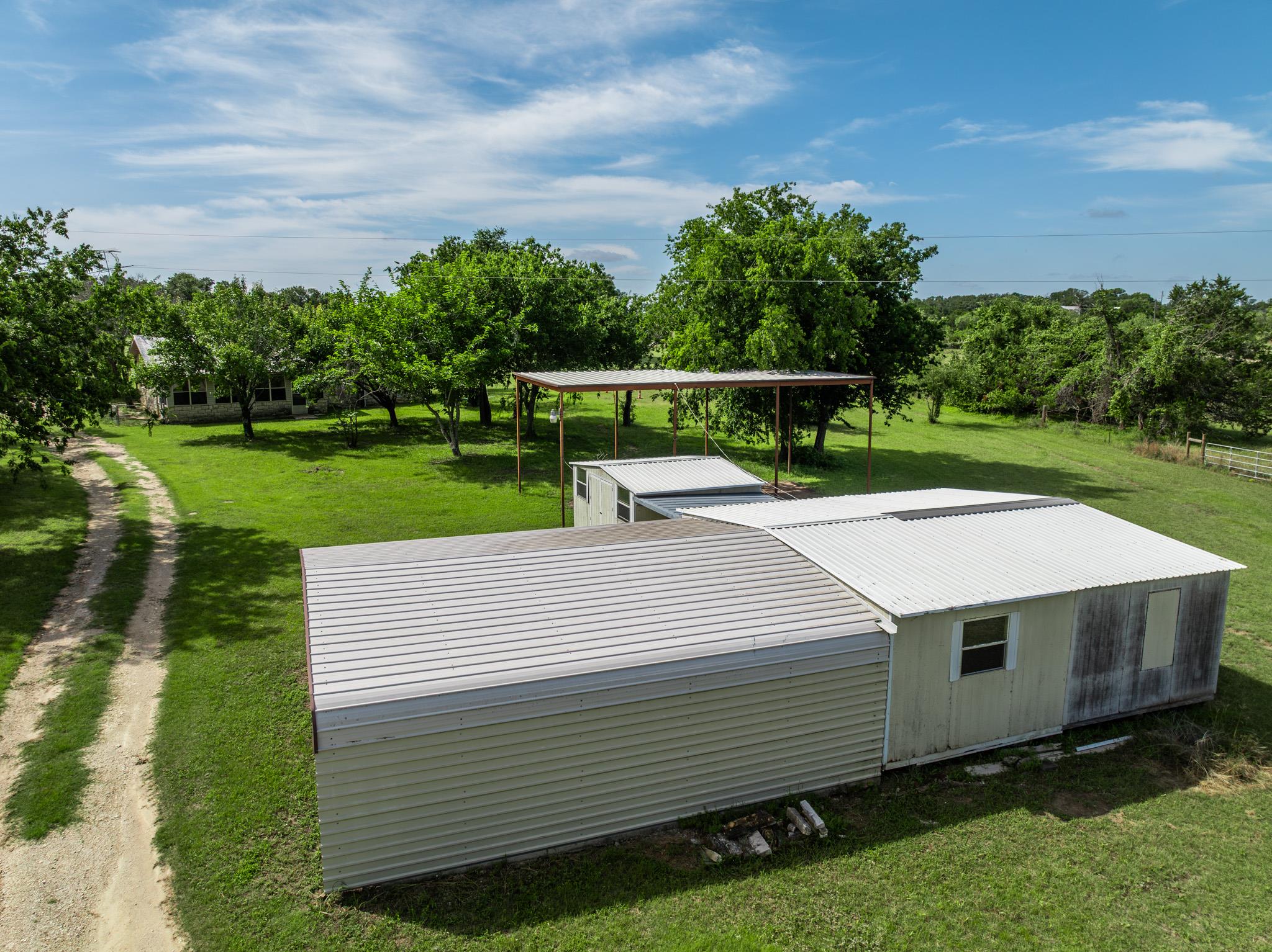 199 Apache Springs Rd Property Photo 37