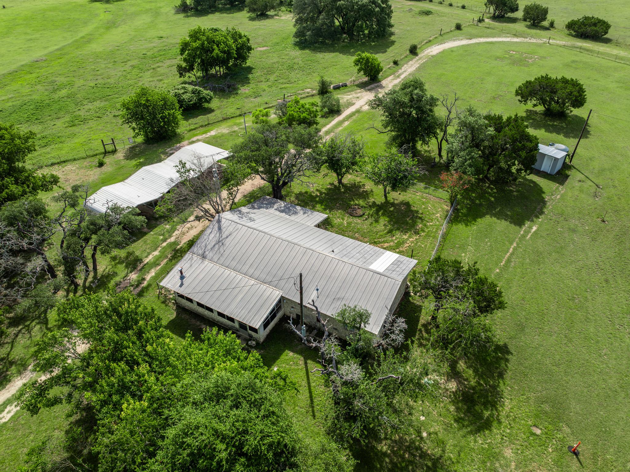 199 Apache Springs Rd Property Photo 39