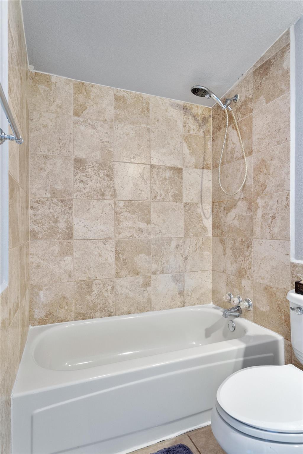 2203 Windy Hill Rd Property Photo 21