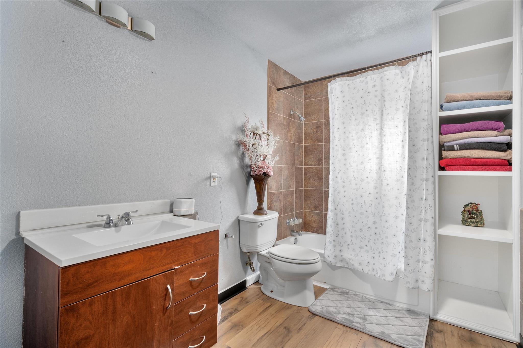 2203 Windy Hill Rd Property Photo 24