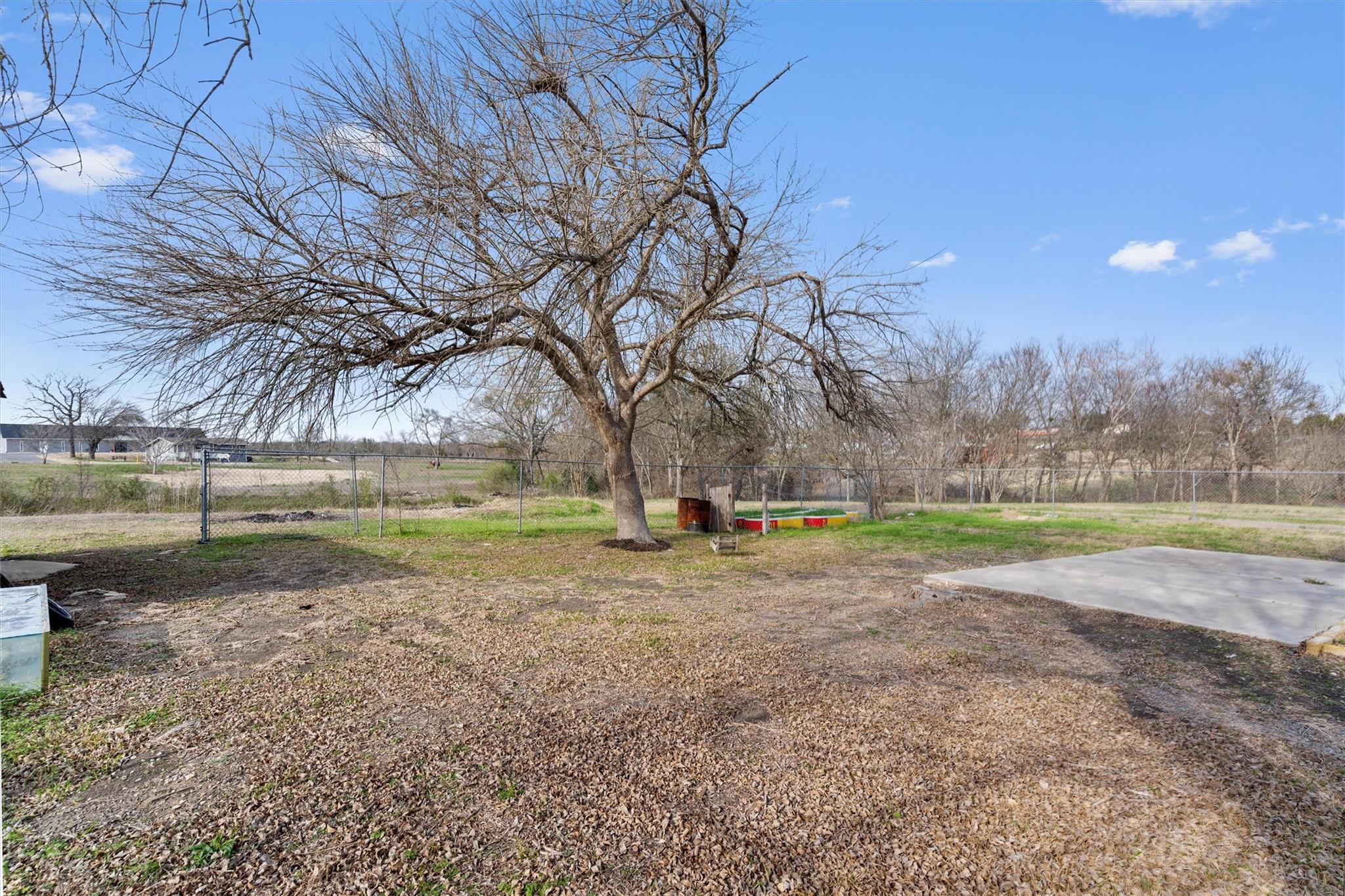 2203 Windy Hill Rd Property Photo 27