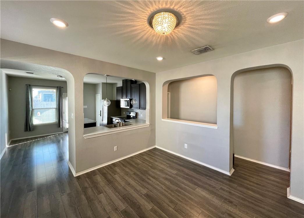 13812 Benjamin Harrison St Property Photo 2