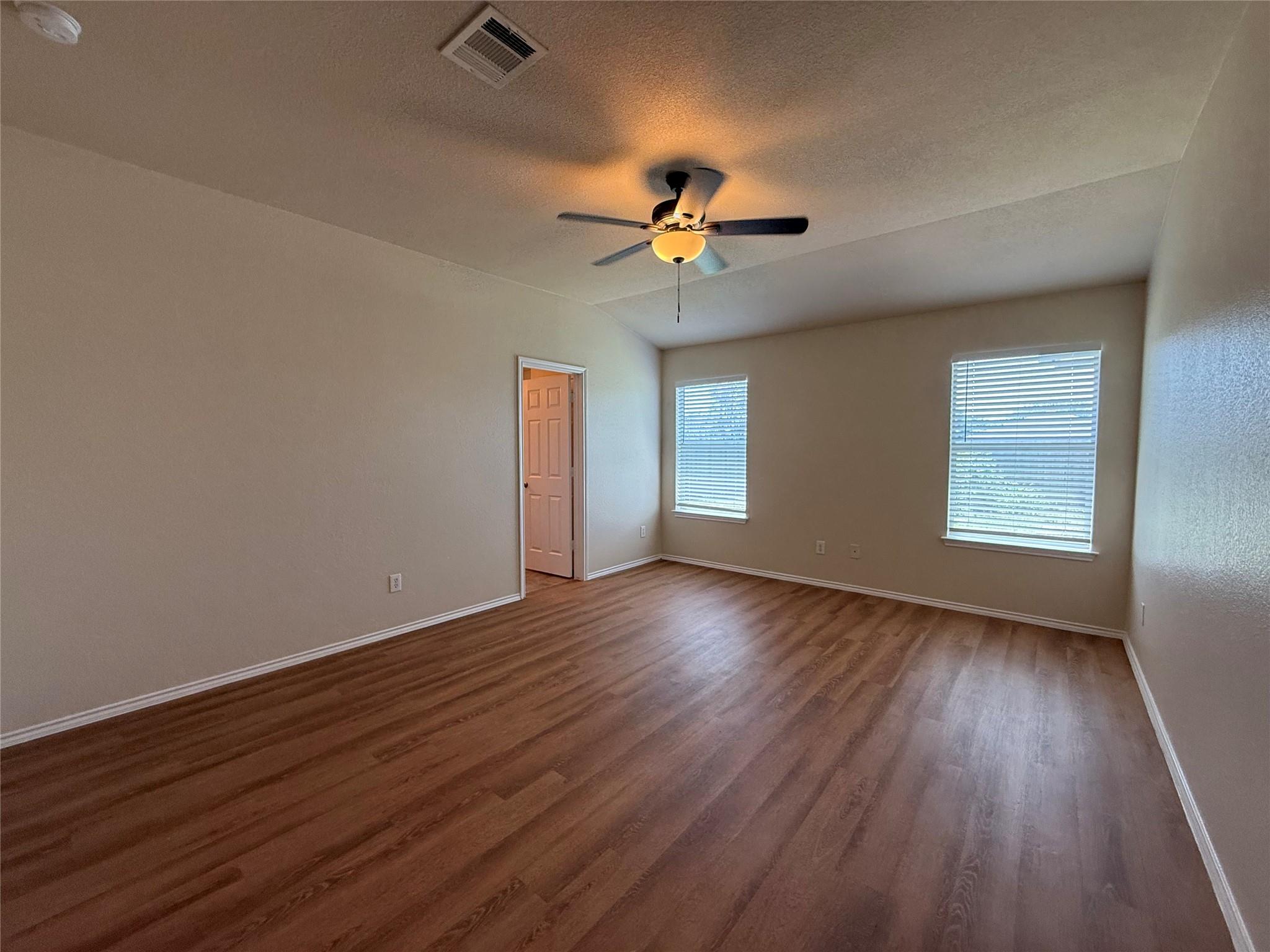 228 Altamont St Property Photo 8