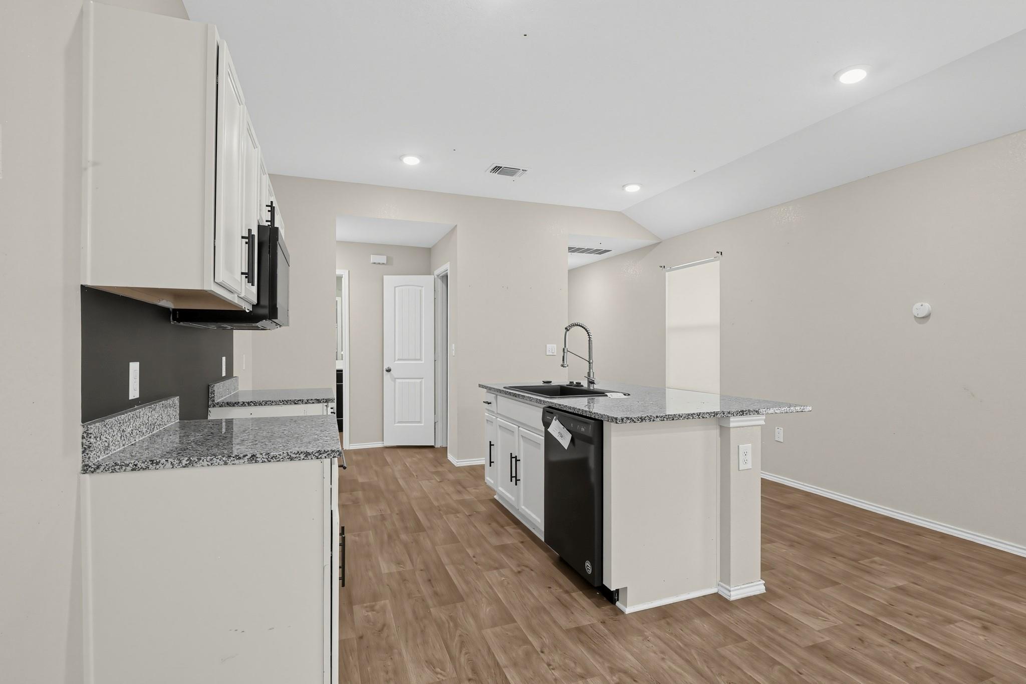 11810 Pyrite Rd Property Photo 4