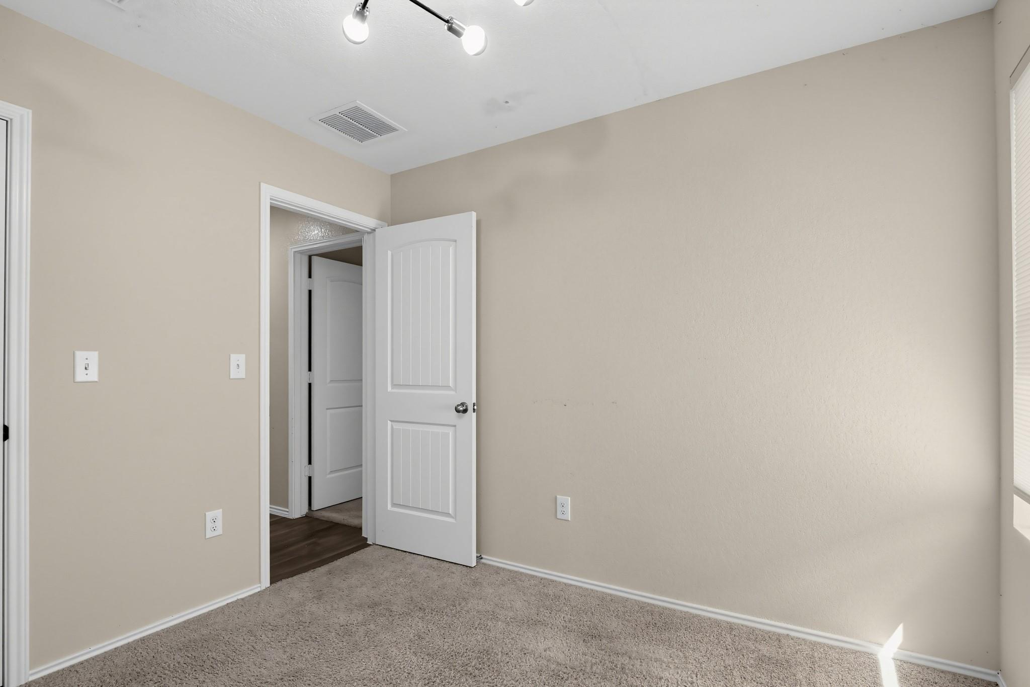 11810 Pyrite Rd Property Photo 6