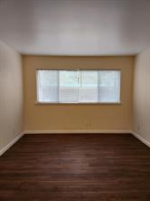 1212 W 13th St #j Property Photo 3