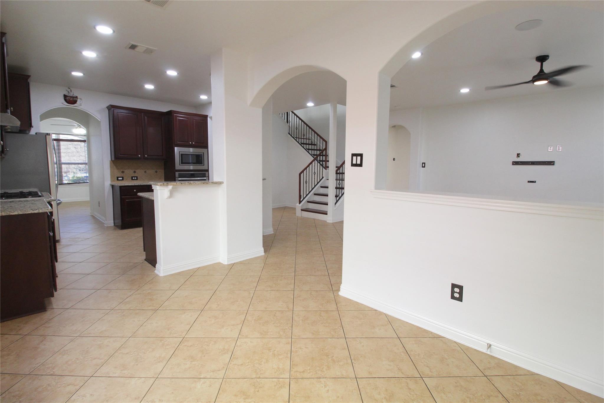 606 Spanish Mustang Dr Property Photo 12