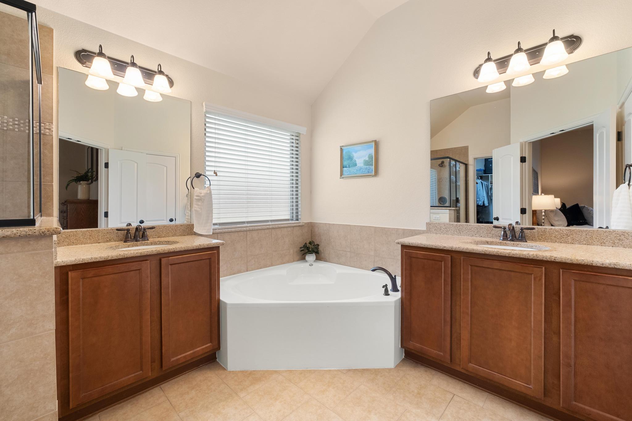 2120 Cornelia Trimble Way Property Photo 17