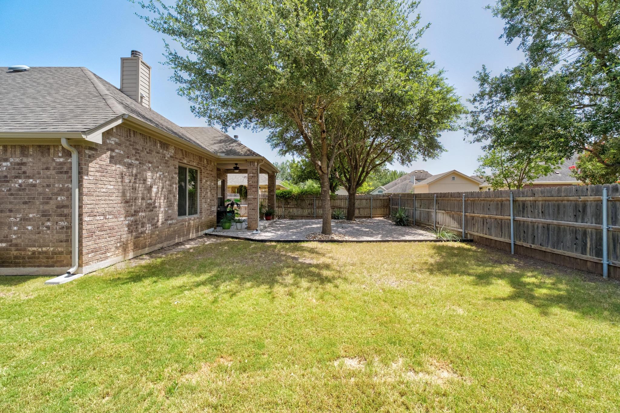 2120 Cornelia Trimble Way Property Photo 25