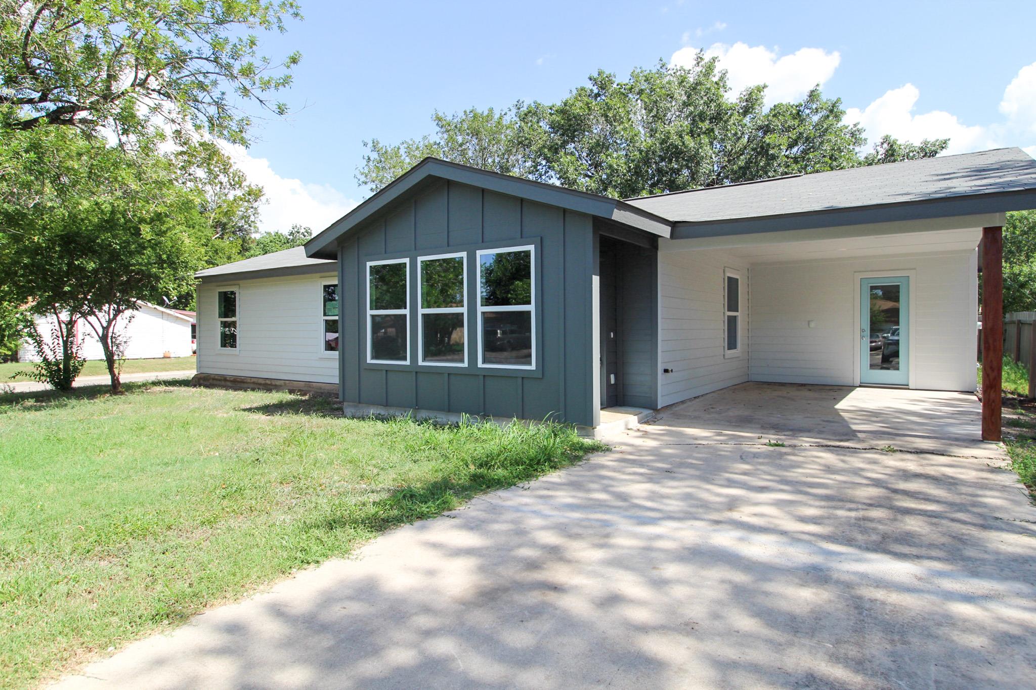 1100 Monte Vista Dr Property Photo 1