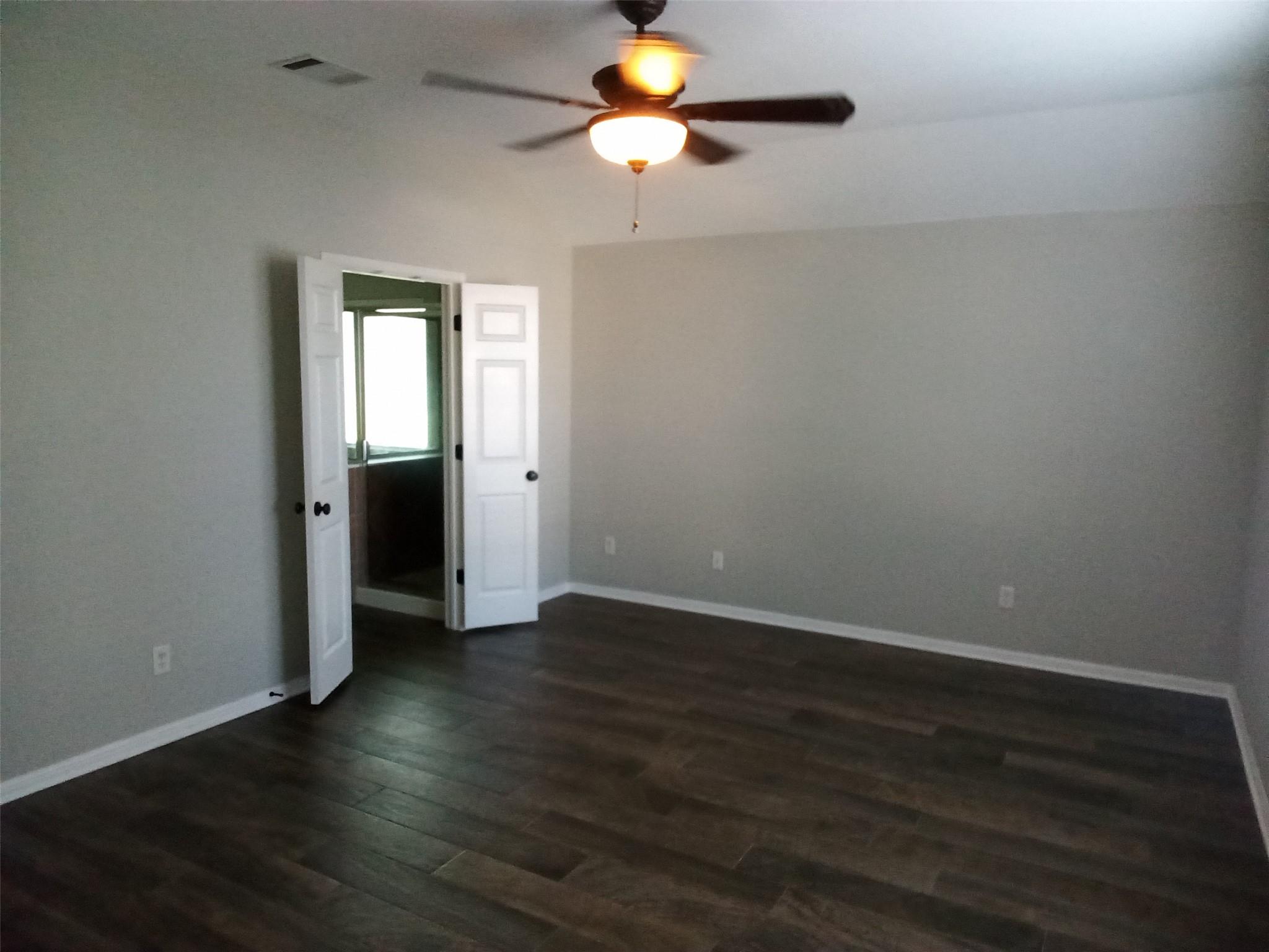 2412 Tumbling River Dr Property Photo 8