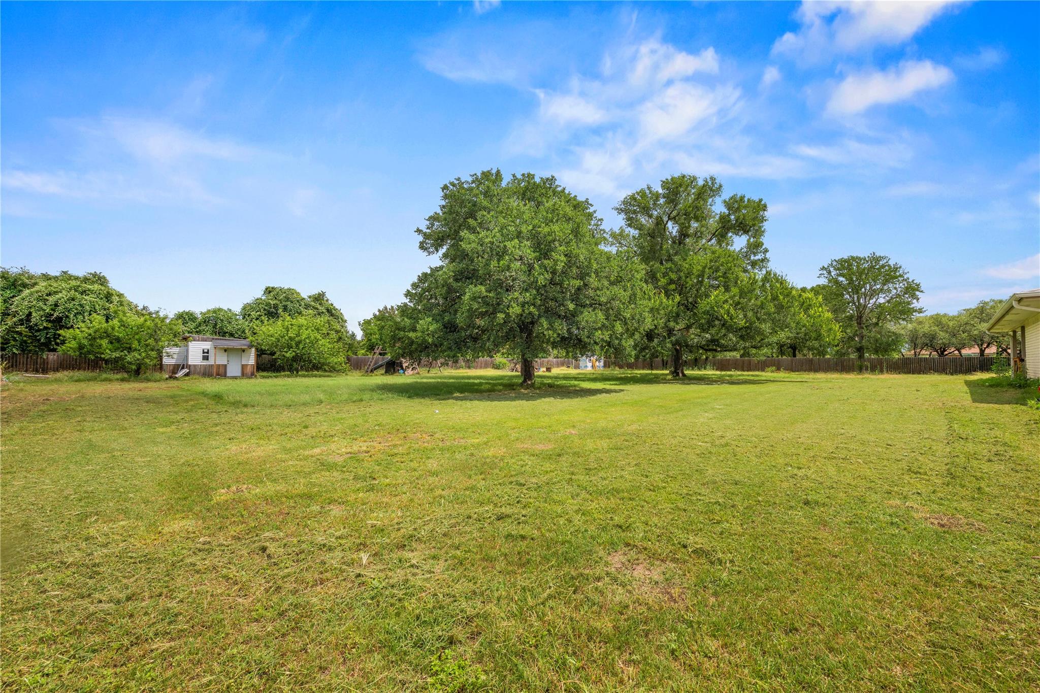 8827 E Highway 190 None E Property Photo 9