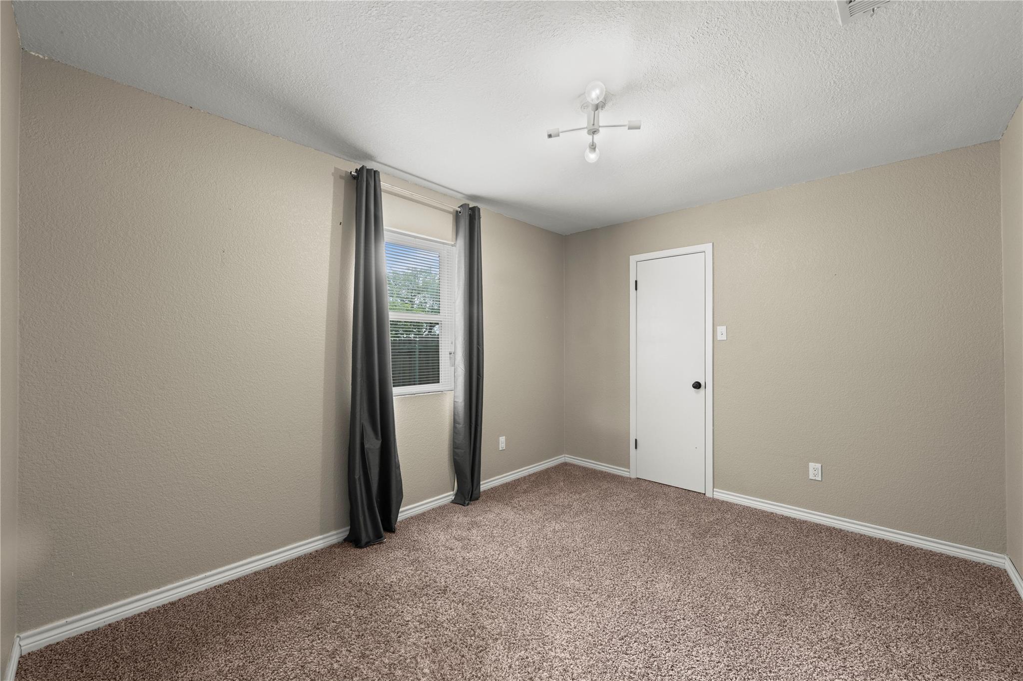 8827 E Highway 190 None E Property Photo 15
