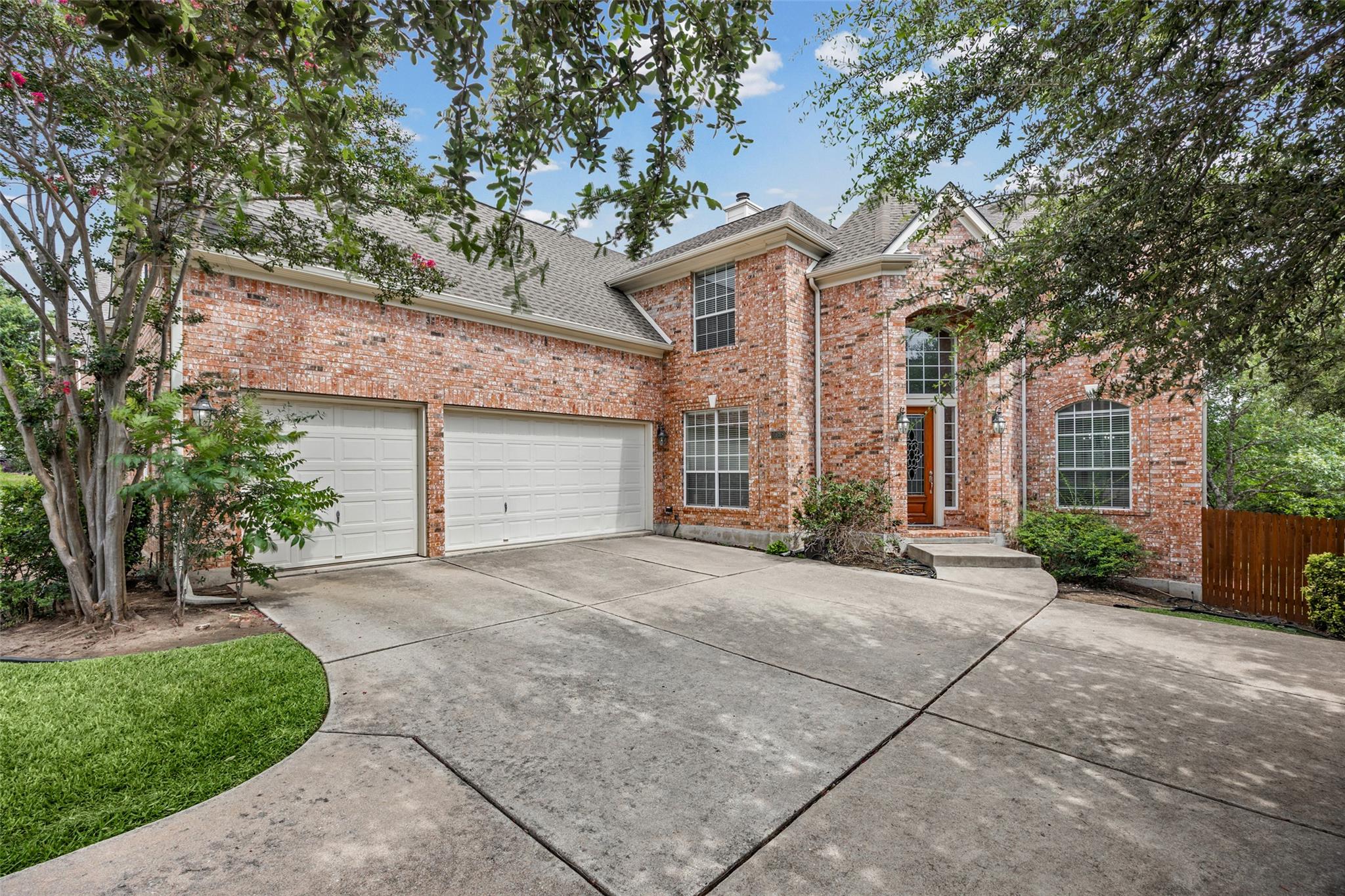 10648 Bramblecrest Dr Property Photo 2