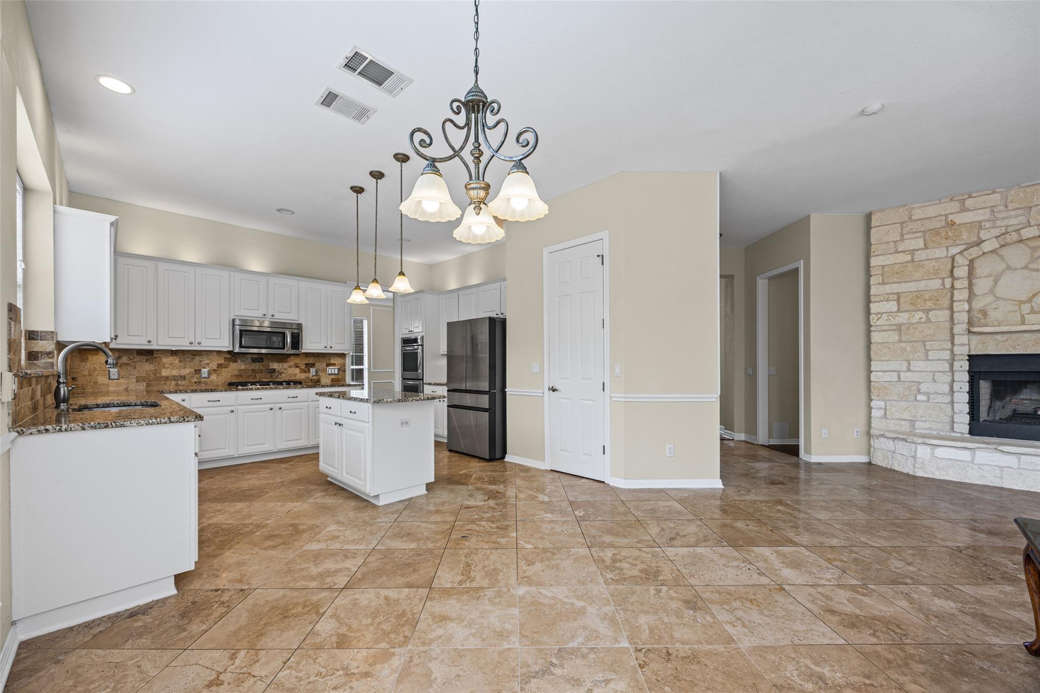 10648 Bramblecrest Dr Property Photo 10