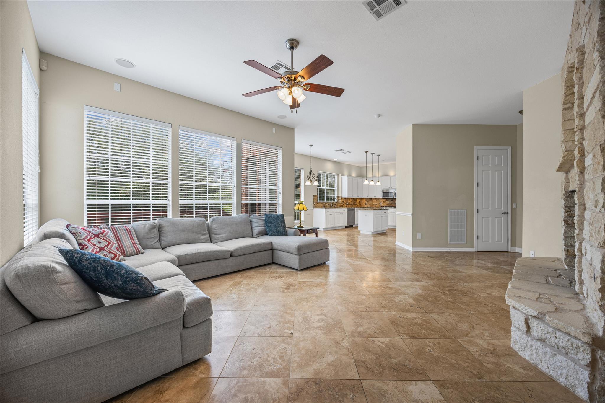 10648 Bramblecrest Dr Property Photo 13