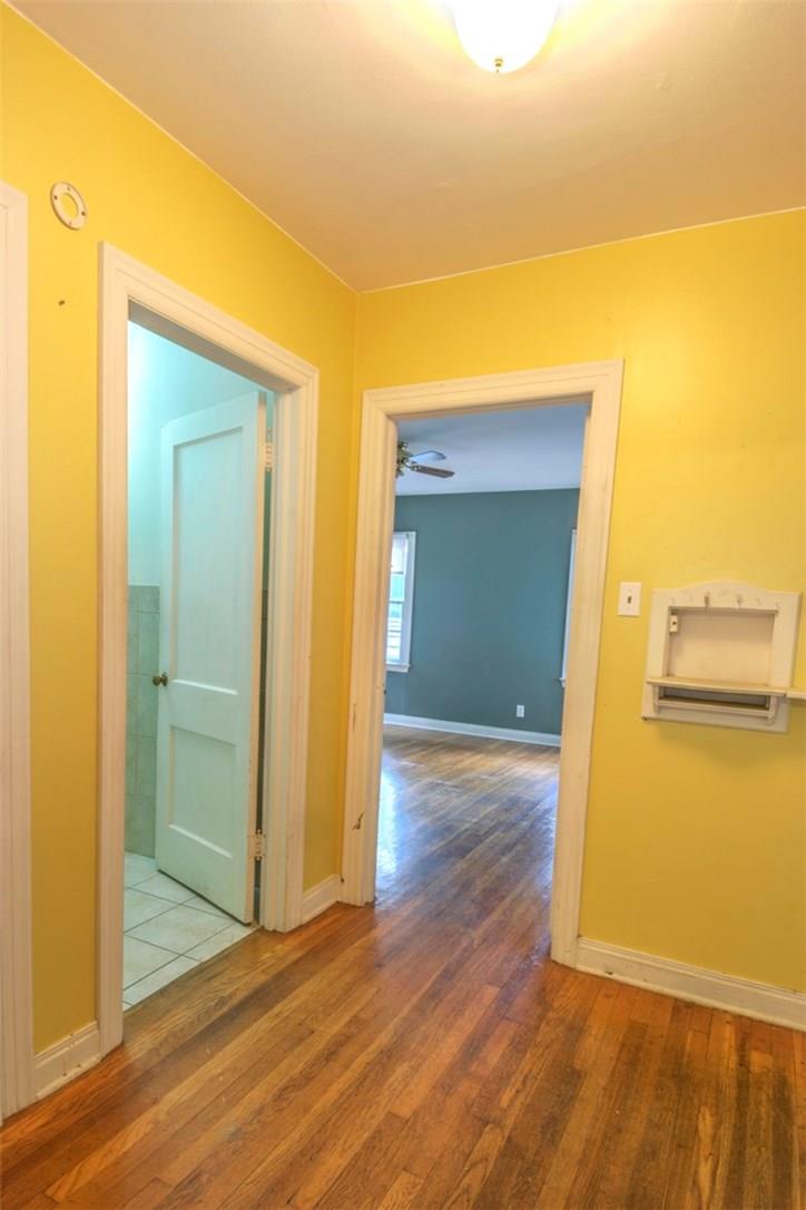1004 E 38 1/2 St Property Photo 9