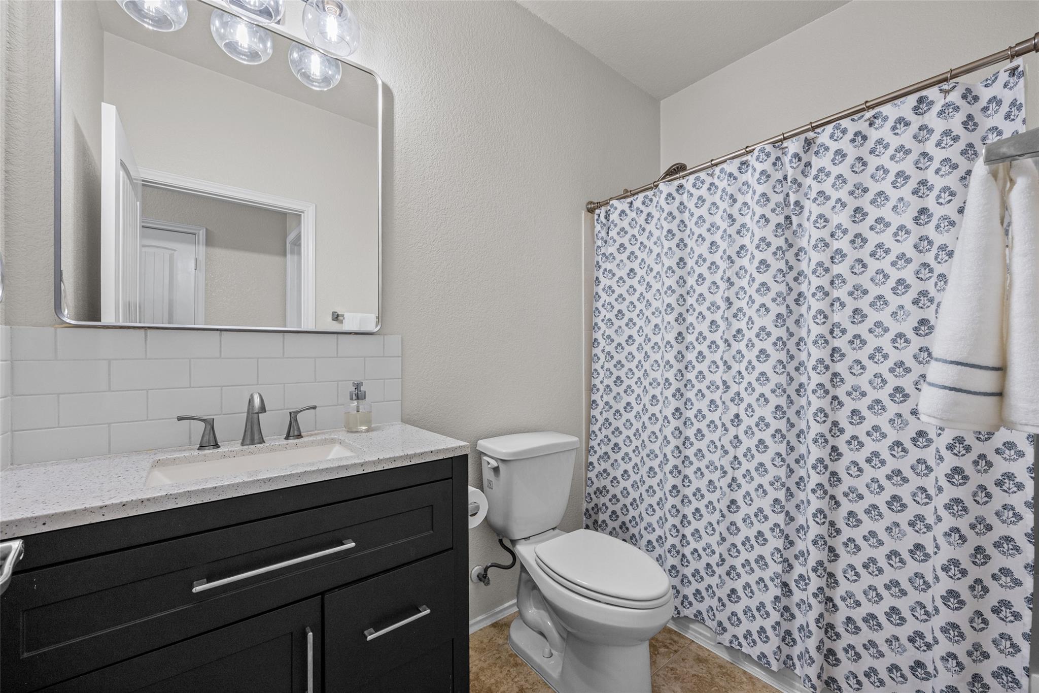 5833 Zachary Scott St Property Photo 14