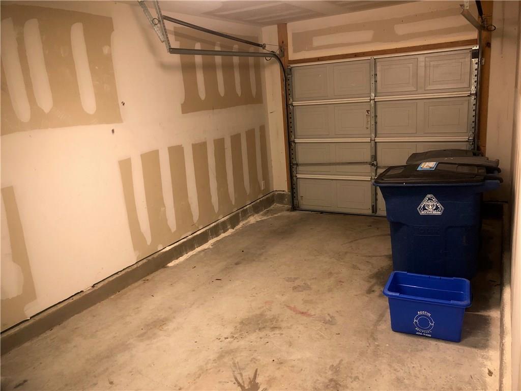 2105 Tranquilo Trl Property Photo 17