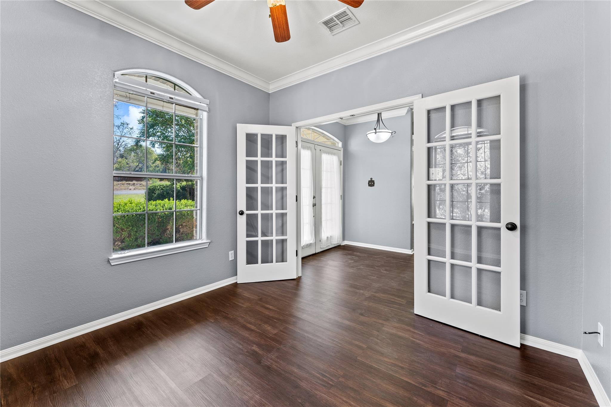 16047 Charlya Dr Property Photo 11