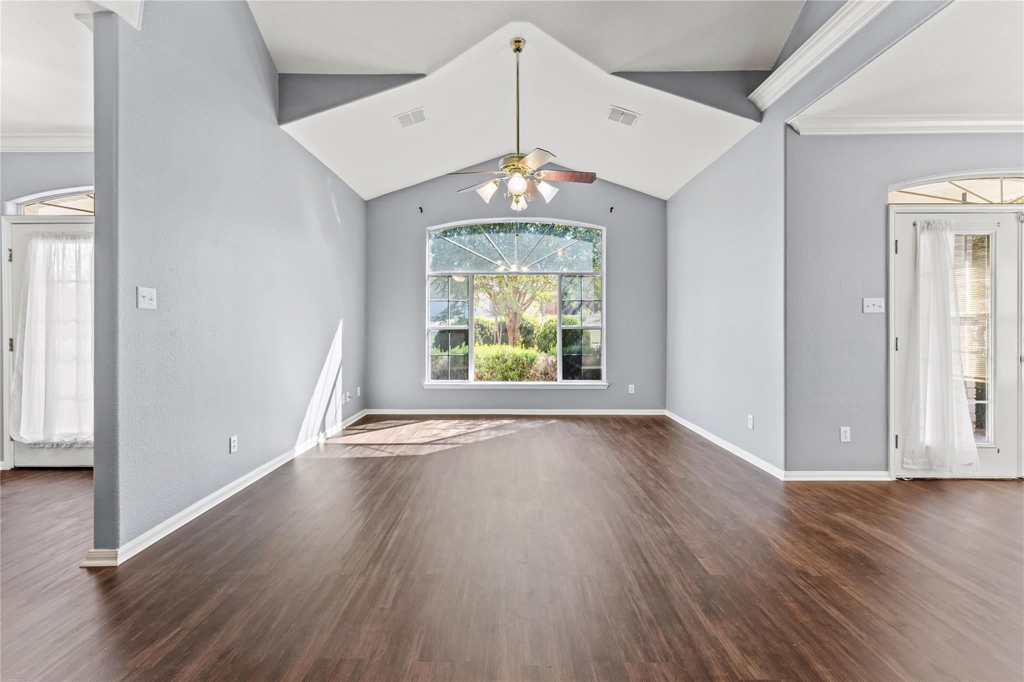 16047 Charlya Dr Property Photo 13
