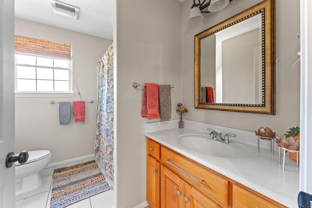 16047 Charlya Dr Property Photo 26