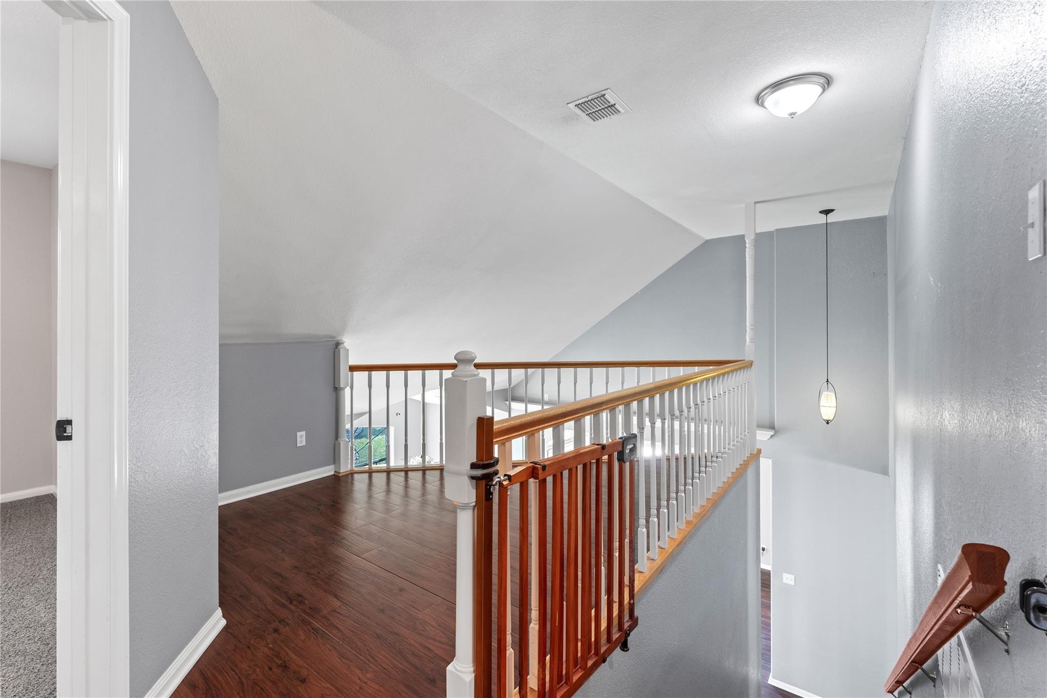16047 Charlya Dr Property Photo 28