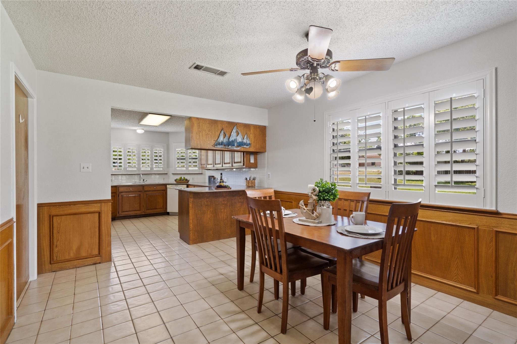 6448 River Oaks Dr Property Photo 12