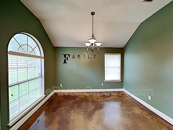 1209 Marigold Way Property Photo 3