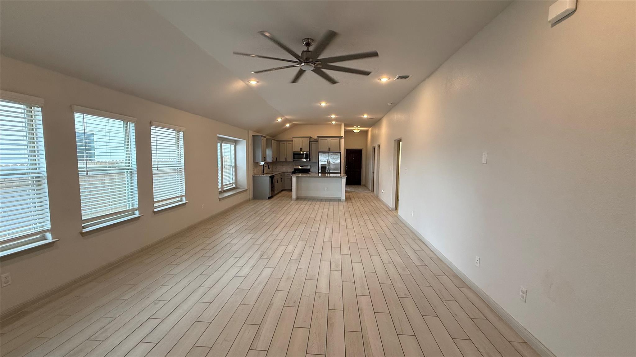 125 Woods Edge Ln Property Photo 5