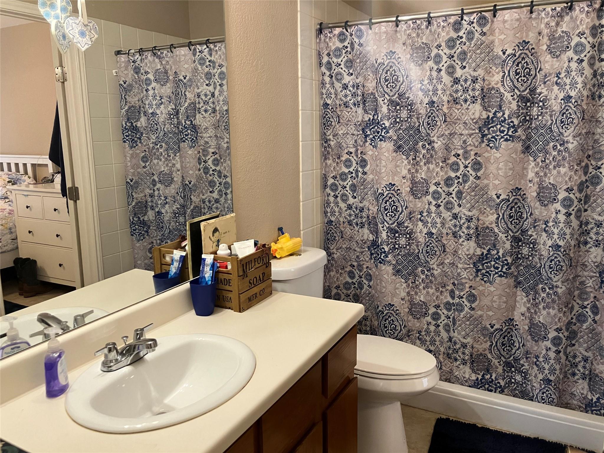 904 Cottonwood Cv Property Photo 13