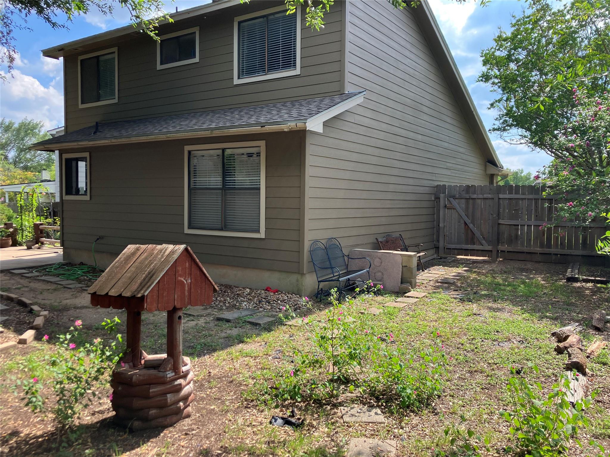 904 Cottonwood Cv Property Photo 33