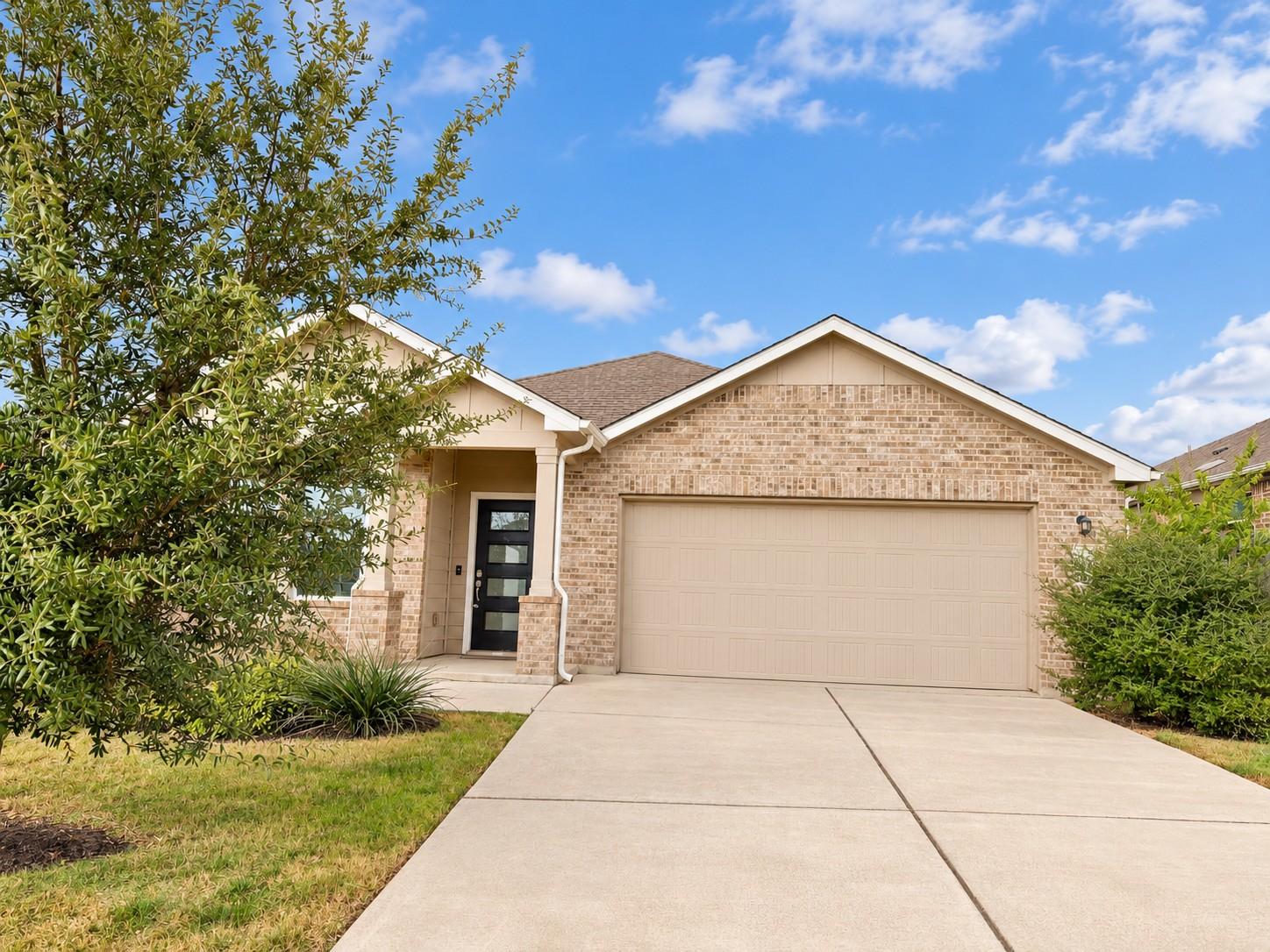 15400 Summer Ray Dr Property Photo 1