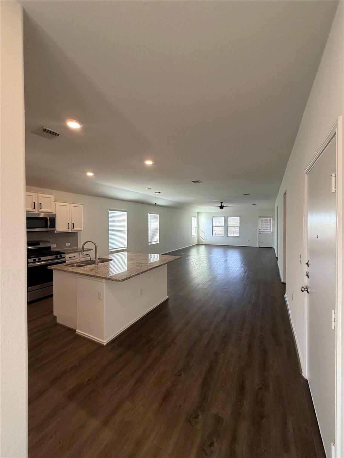 15400 Summer Ray Dr Property Photo 3