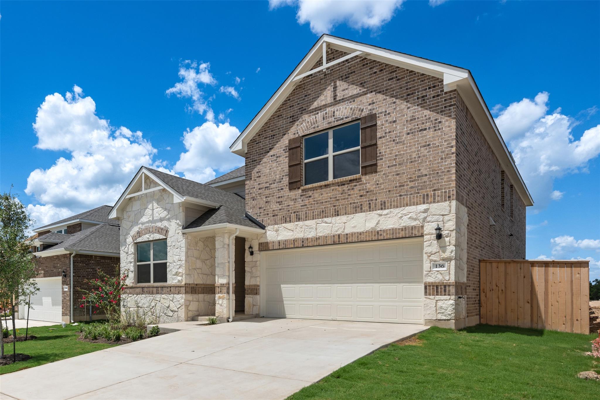 121 Jans Way Property Photo 1