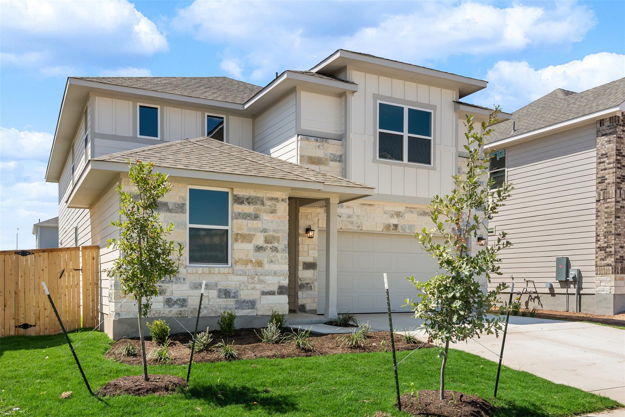 121 Jans Way Property Photo 4