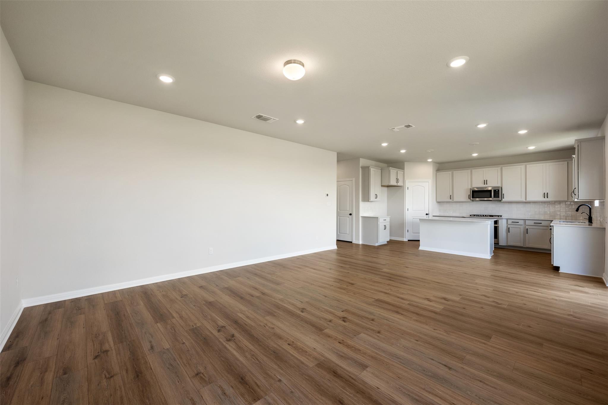 121 Jans Way Property Photo 14