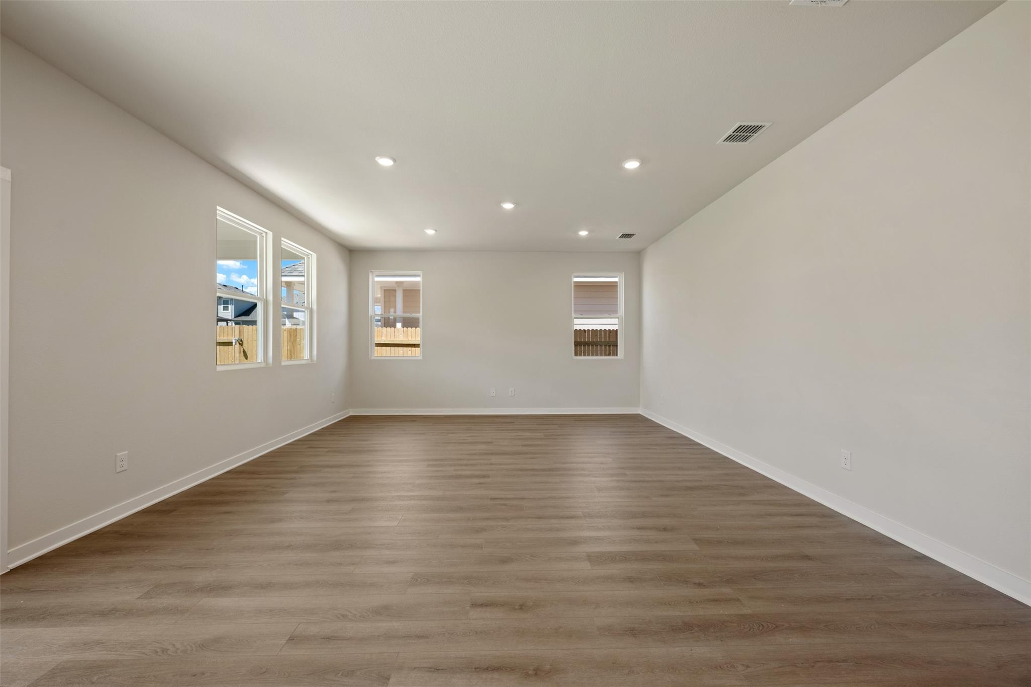 121 Jans Way Property Photo 14