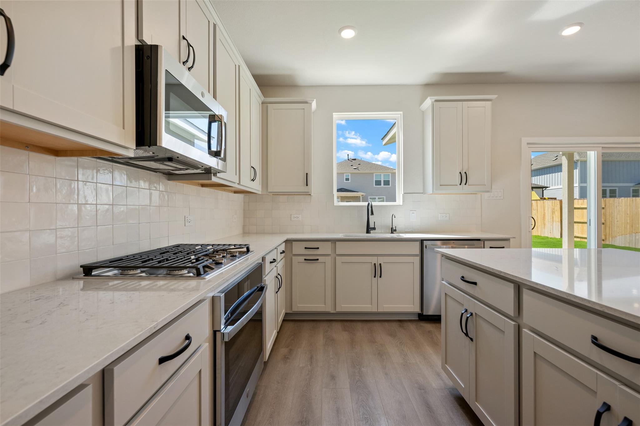 121 Jans Way Property Photo 19