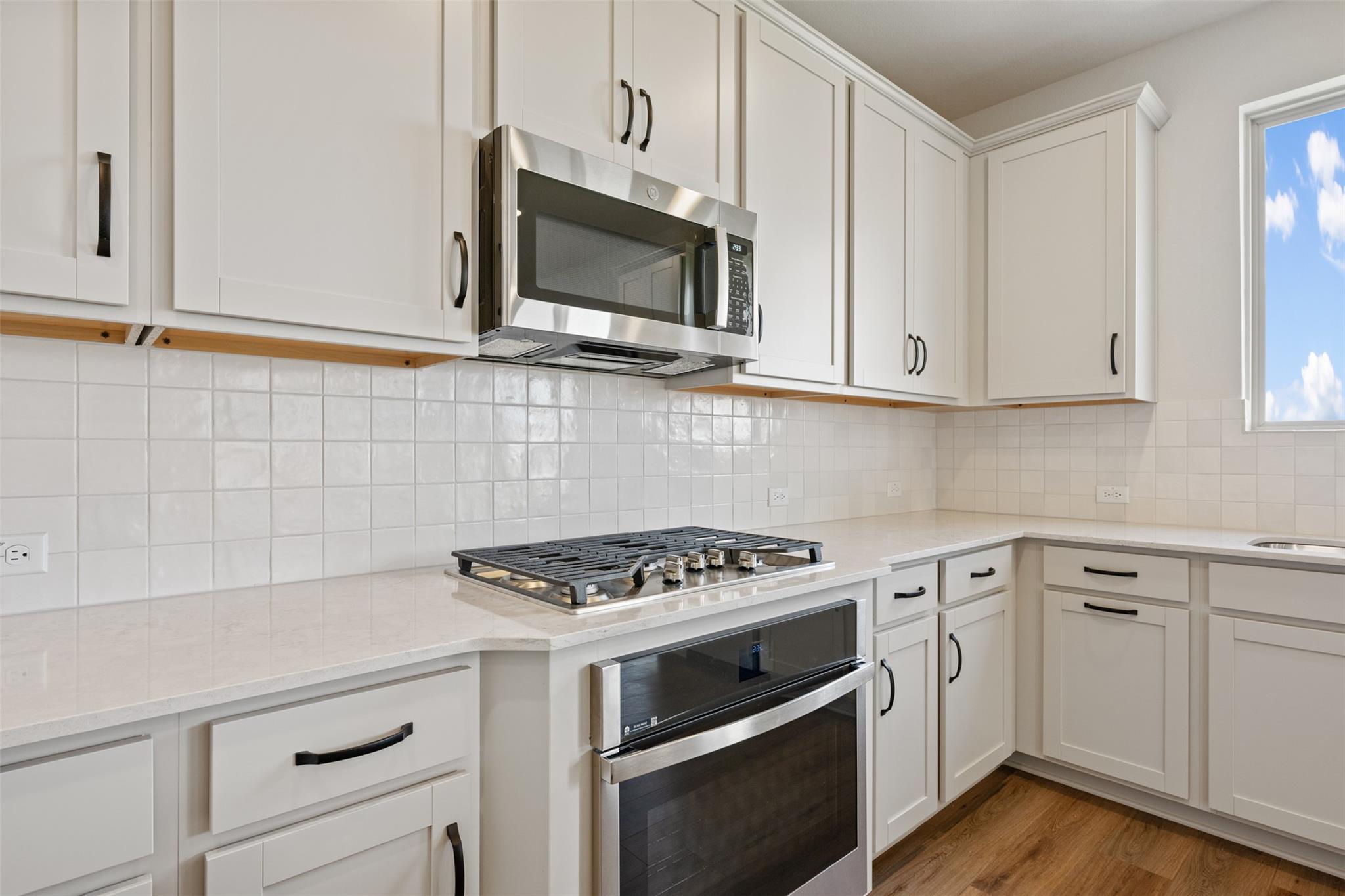 121 Jans Way Property Photo 22