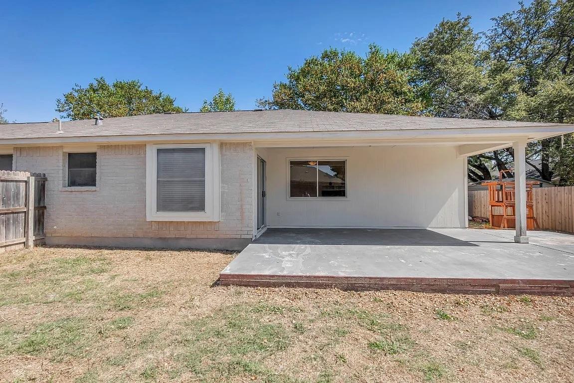 16601 Jadestone Dr Property Photo 27