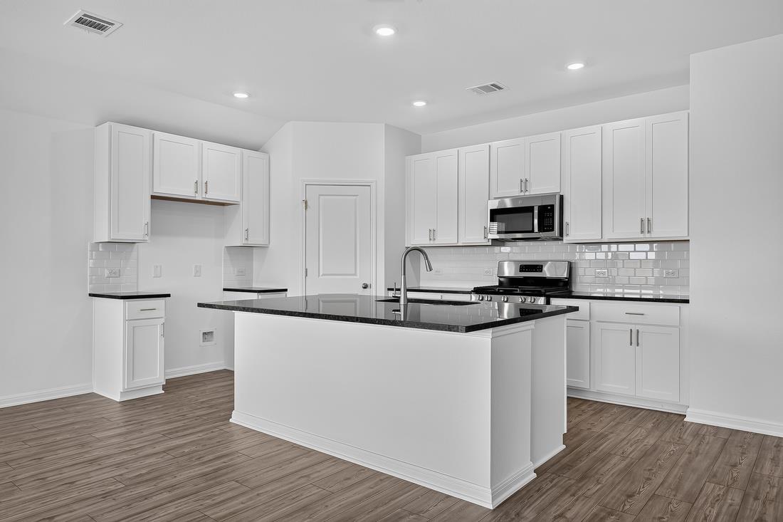 14105 Axel Johanson Dr Property Photo 2