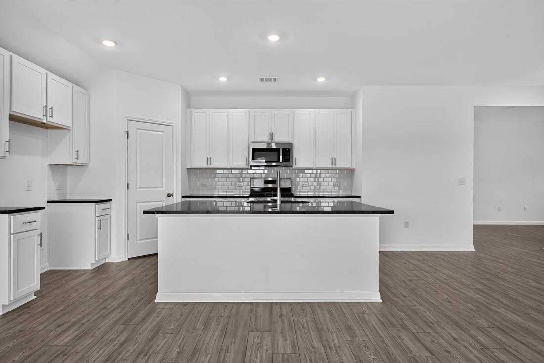 14105 Axel Johanson Dr Property Photo 5