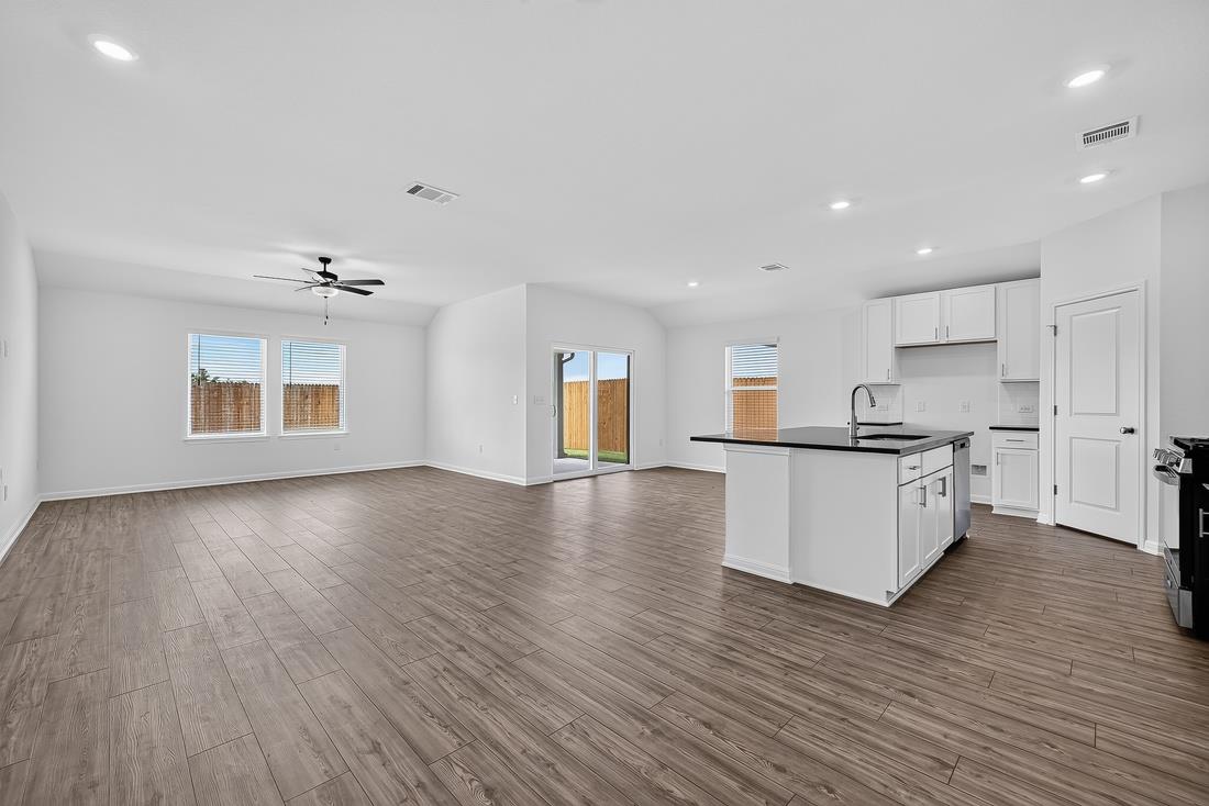 14105 Axel Johanson Dr Property Photo 8