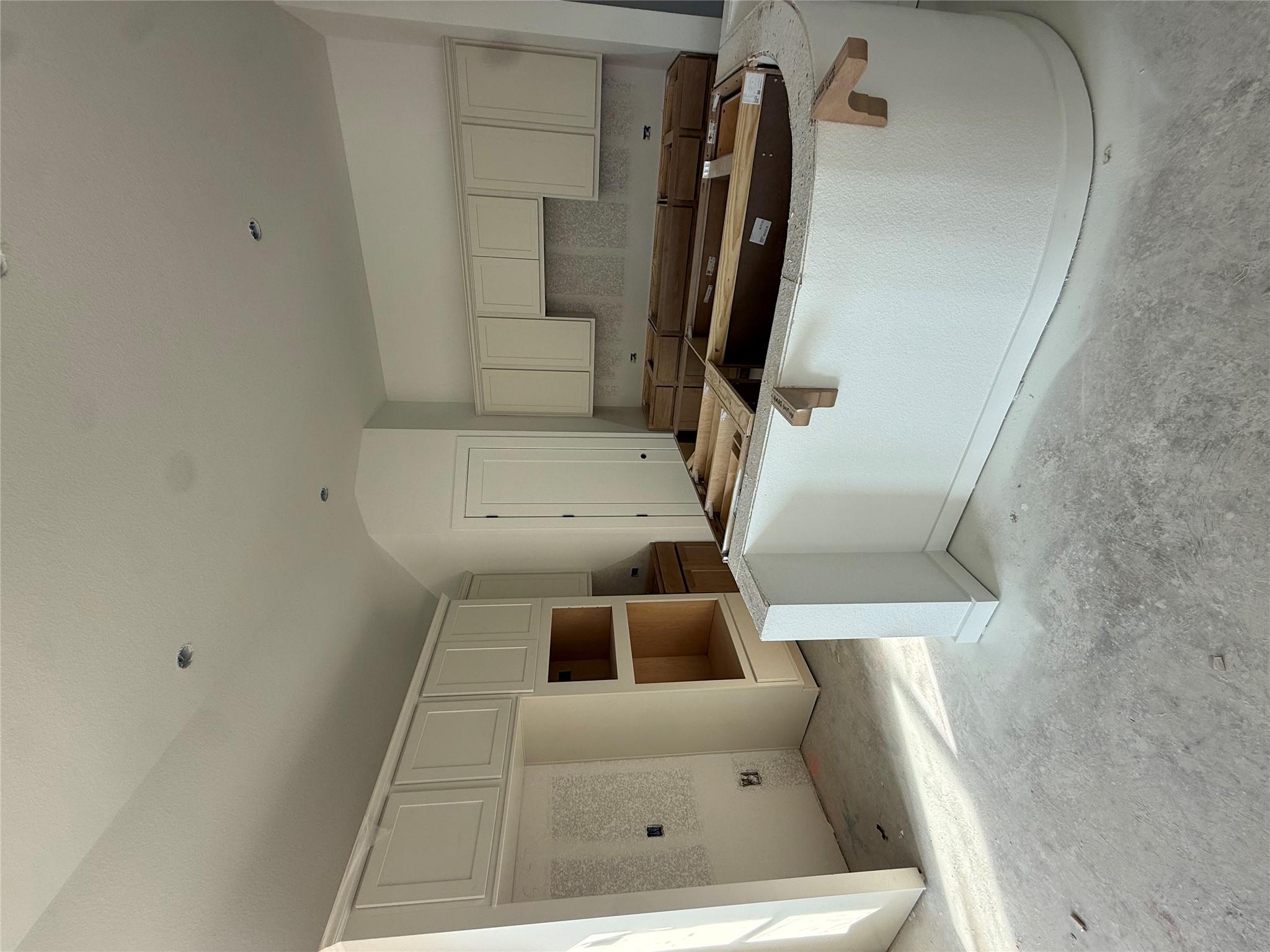 161 High Rock Pass Property Photo 3
